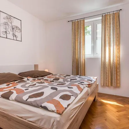 1 Bedroom Lovely In Appartamento